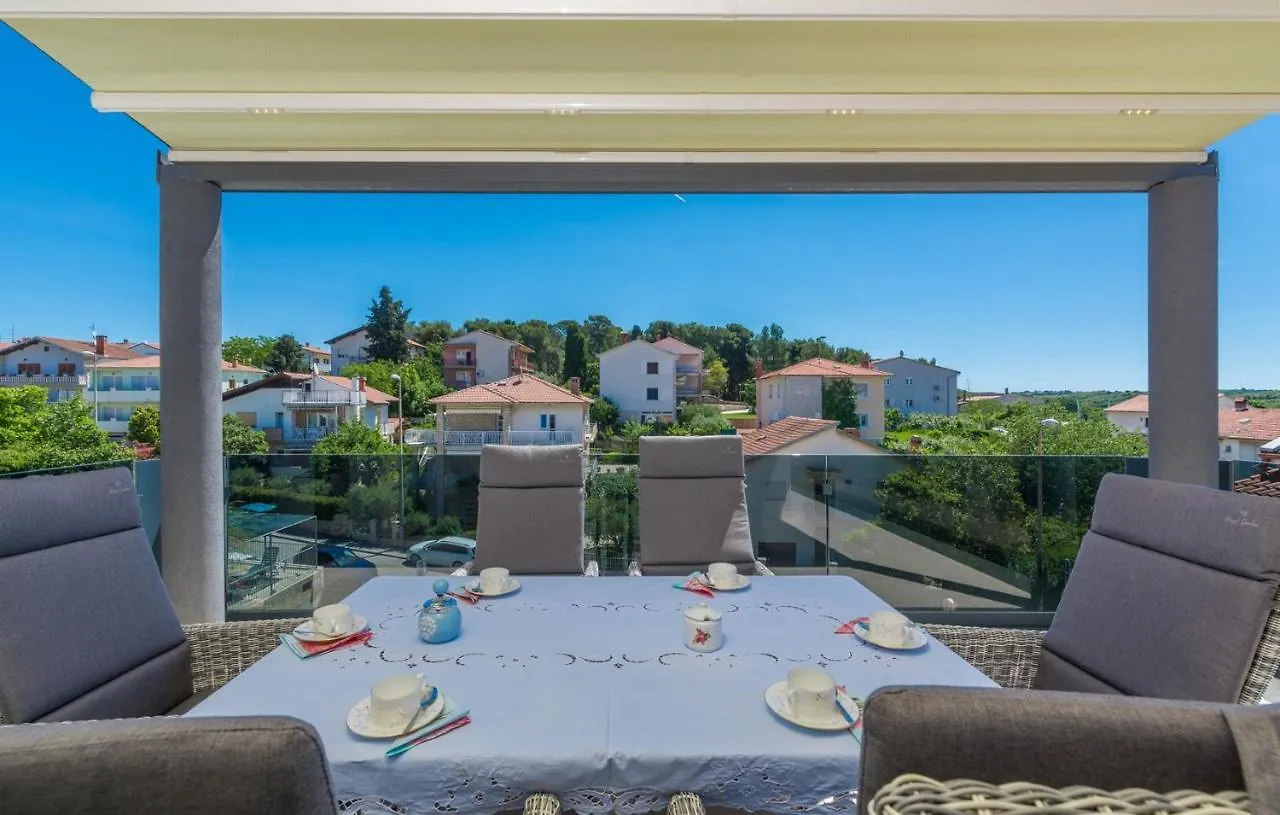 Modern Apartments With Shared Pool Near The Sea Pula Guest house