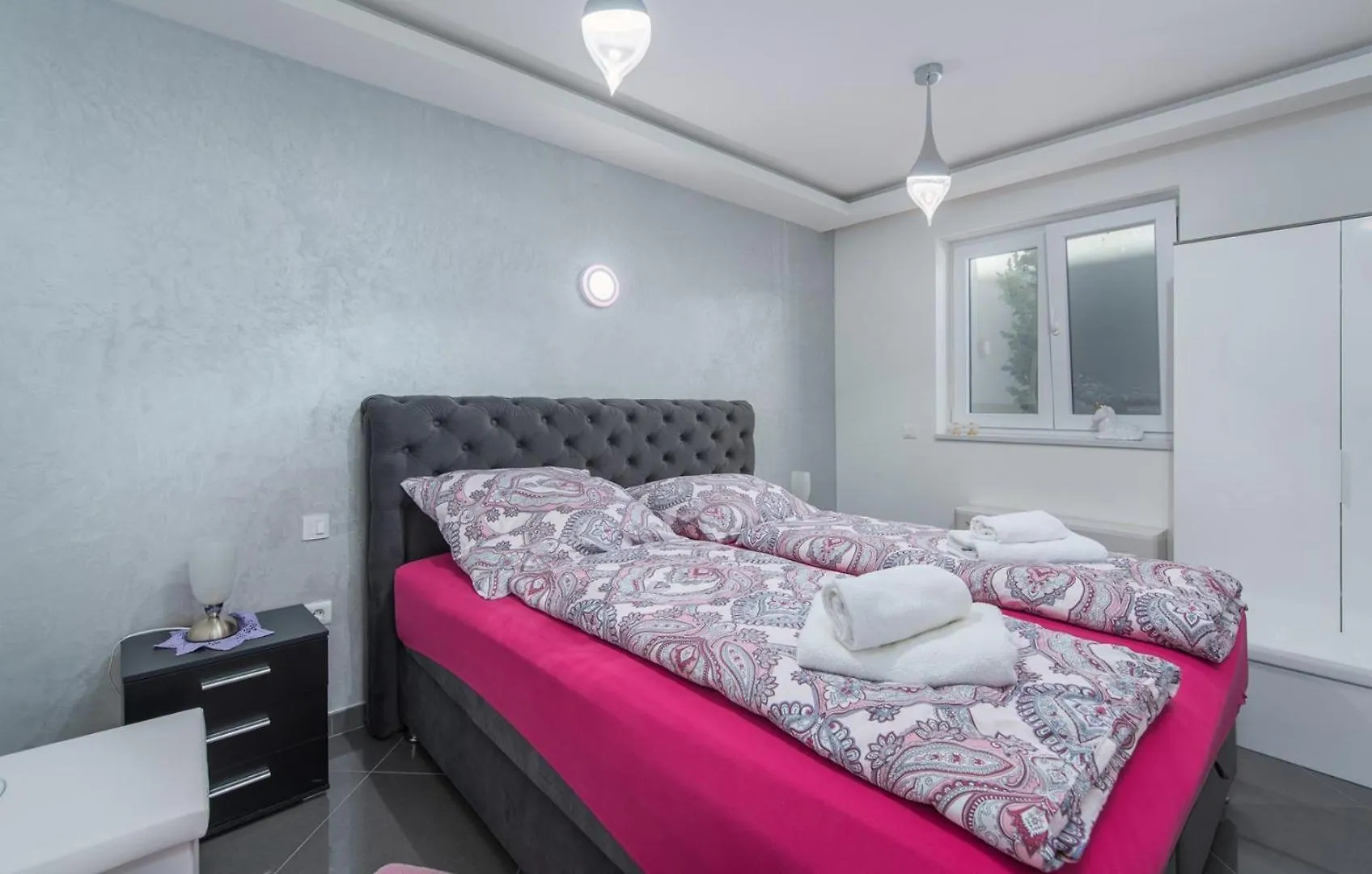 Guest house Modern Apartments With Shared Pool Near The Sea Pula